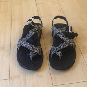 women’s chacos